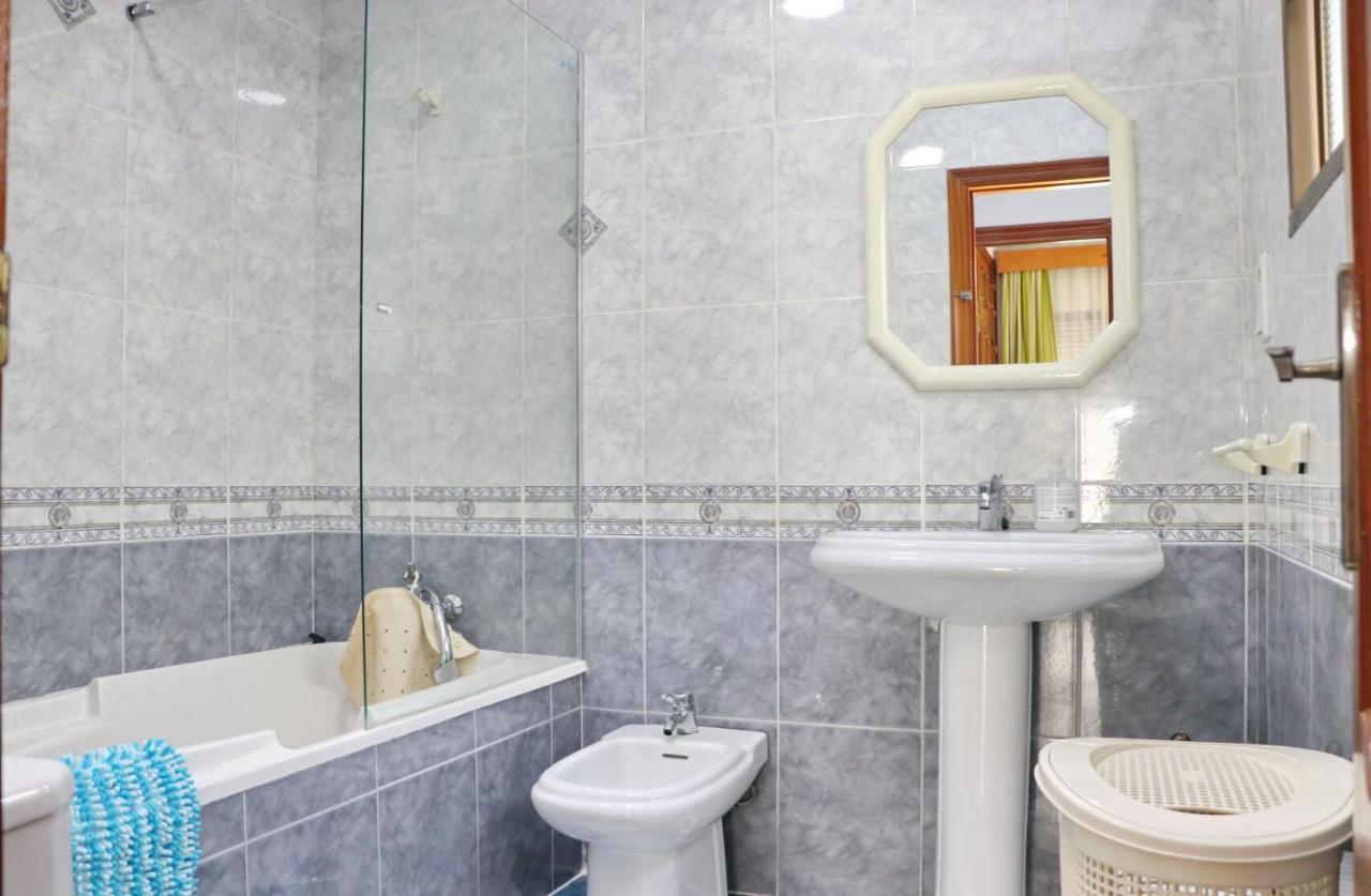 Apartamento Centro Conil De La Frontera Bagian luar foto
